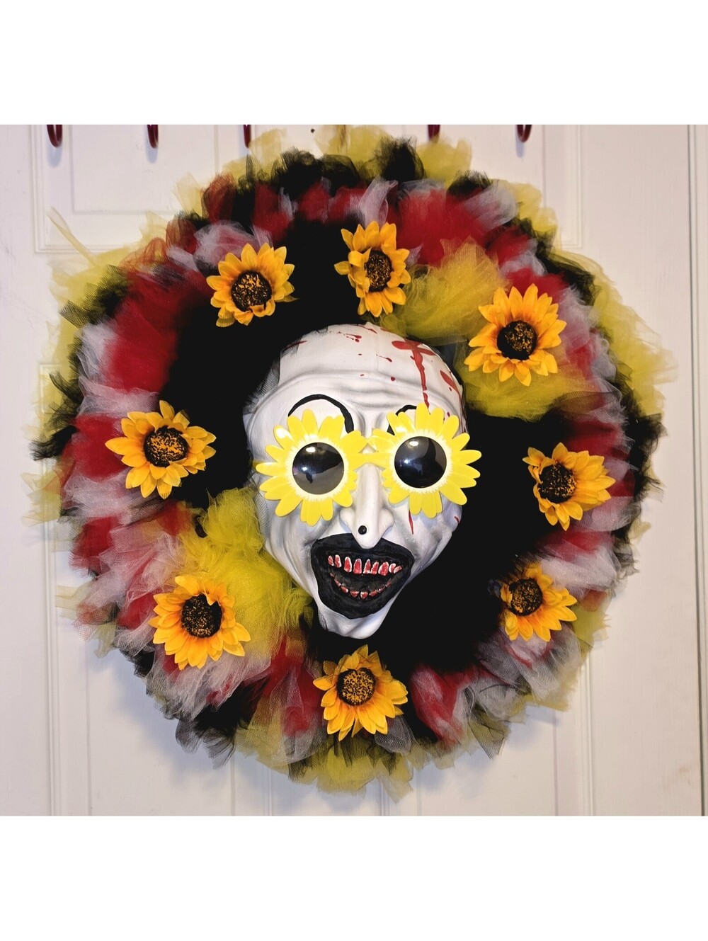 ART THE CLOWN TERRIFIER SUNFLOWER HALLOWEEN WREATH 26" HANDMADE HORROR DECOR